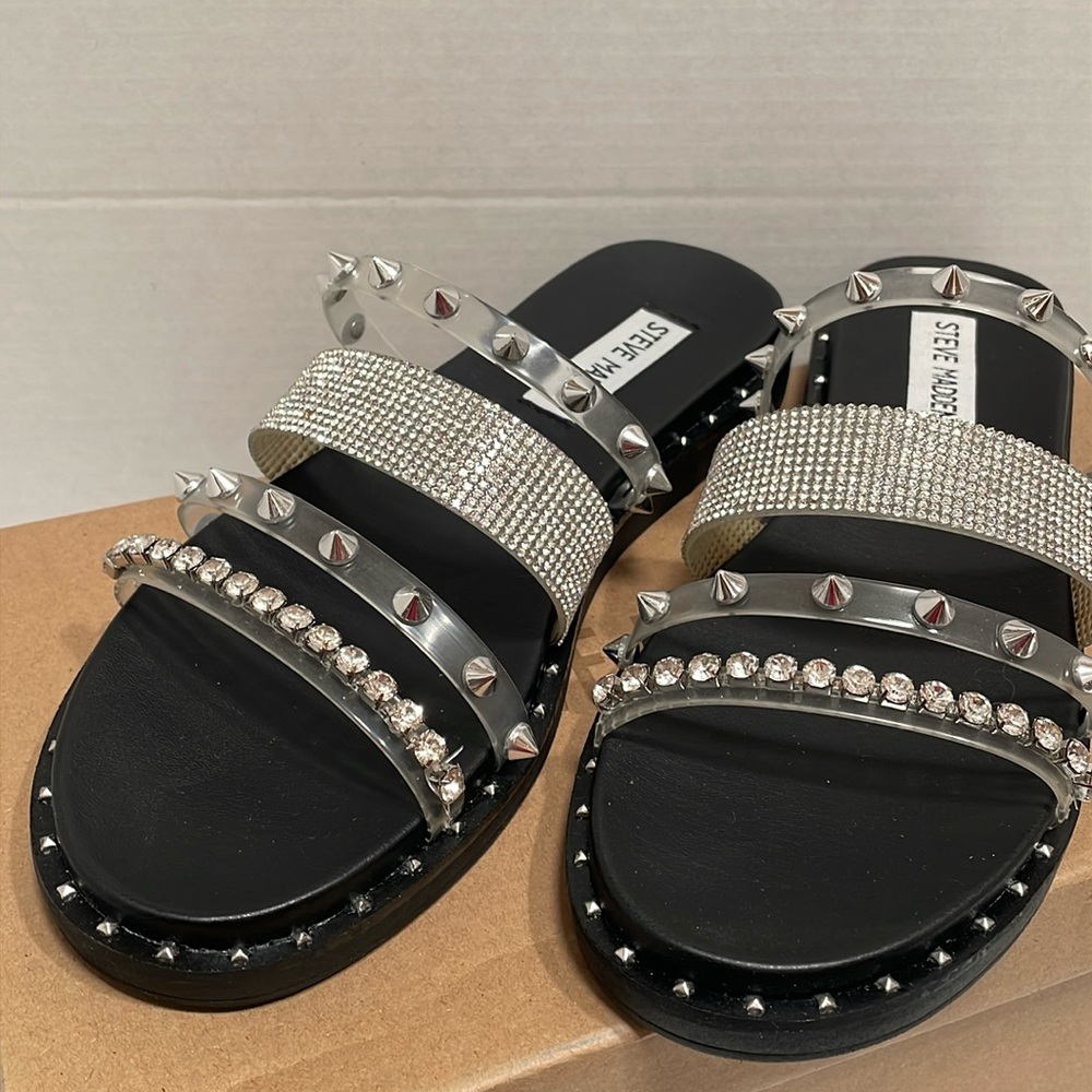 Steve Madden New in box never worn. Purchased from Nordstrom. Size 7